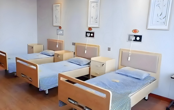 硕士学历在深圳怎么落户_于佩尔：热爱永远不会消失 撞上快车一辆野猪城际